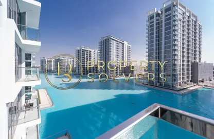 صورة لـ حوض سباحة شقة - 3 غرف نوم - 3 حمامات للبيع في مساكن 7 - المنطقة وان - مدينة الشيخ محمد بن راشد - دبي ، صورة رقم 1