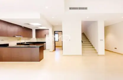 Townhouse - 3 Bedrooms - 4 Bathrooms for rent in Bloom Living - Zayed City (Khalifa City C) - Khalifa City - Abu Dhabi