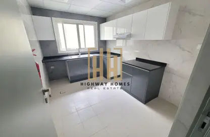 شقة - غرفة نوم - 2 حمامات للايجار في مبنى مويلح - مويلح - الشارقة