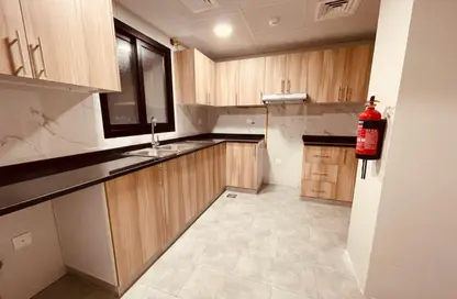 Apartment - 3 Bedrooms - 3 Bathrooms for rent in Al Warqa'a 1 - Al Warqa'a - Dubai