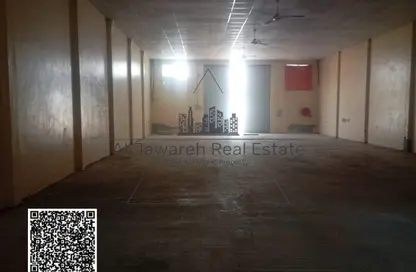 مستودع - استوديو - 1 حمام للايجار في أم درع - أم القيوين