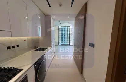 شقة - 1 حمام للايجار في بن غاطي أزور - منطقة 16 - قرية جميرا الدائرية - دبي شقة - 1 حمام للايجار في بن غاطي أزور - منطقة 16 - قرية جميرا الدائرية - دبي