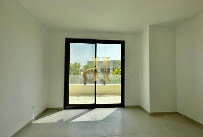 15240206 - Property Image 3