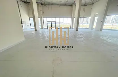 محل - استوديو - 2 حمامات للايجار في يو أو إس - تجارية مويلح - الشارقة محل - استوديو - 2 حمامات للايجار في يو أو إس - تجارية مويلح - الشارقة