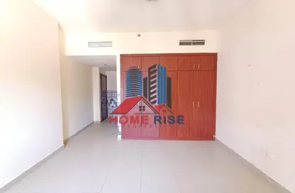 Apartment - 2 Bedrooms - 3 Bathrooms for rent in Taliatela Street - Al Nahda - Sharjah