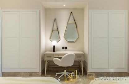 Apartment - 2 Bedrooms - 4 Bathrooms for sale in The Fairmont Palm Residence South - The Fairmont Palm Residences - Palm Jumeirah - Dubai