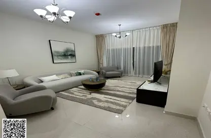 Apartment - 2 Bedrooms - 2 Bathrooms for sale in Emirates Lake Tower 2 - Emirates Lake Towers - Emirates City - Ajman