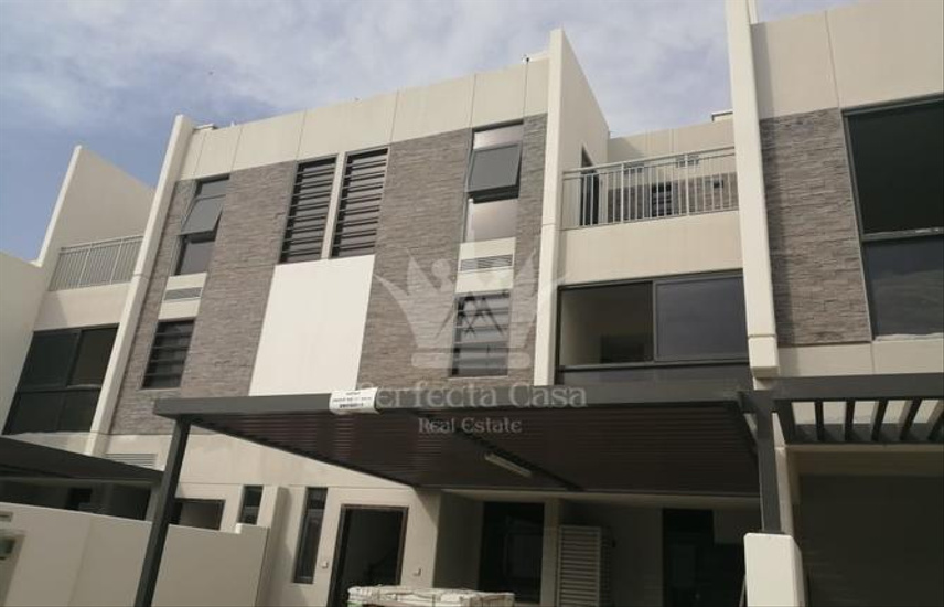 Villa for Sale in The Roots DAMAC Hills 2 Brand New 5 Bedrooms Aster