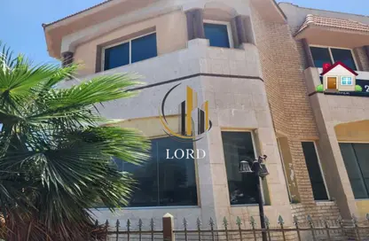 Villa - Studio - 3 Bathrooms for rent in Khalidiya Street - Al Khalidiya - Abu Dhabi