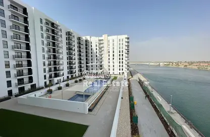 Apartment - 1 Bedroom - 1 Bathroom for rent in Waters Edge - Yas Island - Abu Dhabi