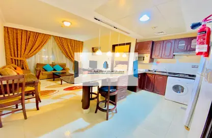 صورة لـ مطبخ شقة - غرفة نوم - 1 حمام للايجار في شارع الشيخ راشد بن سعيد - روضة أبو ظبي - أبوظبي ، صورة رقم 1
