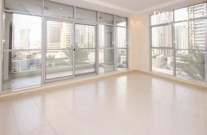 Empty Room image for: Apartment - 2 Bedrooms - 2 Bathrooms for sale in Skyview Tower - Dubai Marina - Dubai, Image 1