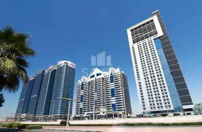 Outdoor Building image for: Apartment - 3 Bedrooms - 4 Bathrooms for rent in Al Aryam Tower - Tourist Club Area - Abu Dhabi, Image 1
