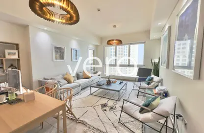 Apartment - 2 Bedrooms - 3 Bathrooms for rent in Marina Residences 6 - Marina Residences - Palm Jumeirah - Dubai