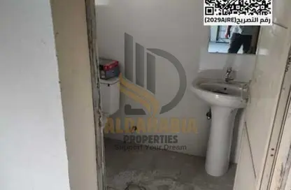 Warehouse - Studio - 1 Bathroom for rent in Ajman Industrial 1 - Ajman Industrial Area - Ajman