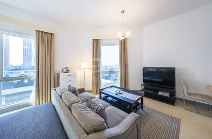 Apartment - Studio - 1 Bathroom for rent in Madison Residency - Barsha Heights (Tecom) - Dubai