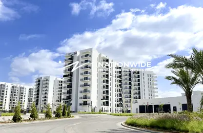Apartment - 1 Bedroom - 1 Bathroom for sale in Waters Edge - Yas Island - Abu Dhabi