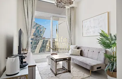 Apartment - 1 Bedroom - 1 Bathroom for sale in Vera Residences - Business Bay - Dubai