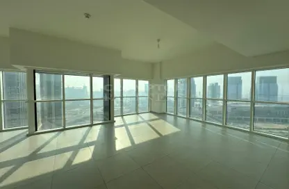 Apartment - 3 Bedrooms - 4 Bathrooms for rent in Marina Rise Tower - Al Reem Island - Abu Dhabi