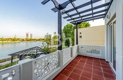 Villa - 5 Bedrooms - 5 Bathrooms for rent in Meadows 9 - Meadows - Dubai