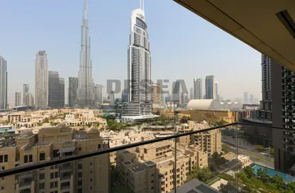 Apartment - 2 Bedrooms - 2 Bathrooms for rent in Burj Royale - Downtown Dubai - Dubai