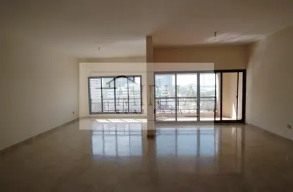 Empty Room image for: Apartment - 4 Bedrooms - 4 Bathrooms for rent in The Crystal Tower - Al Khalidiya - Abu Dhabi, Image 1