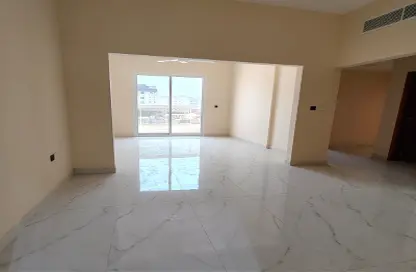 Apartment - 2 Bedrooms - 3 Bathrooms for rent in Al Jurf 3 - Al Jurf - Ajman Downtown - Ajman