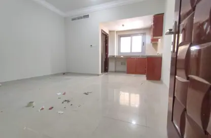 Compound - Studio - 1 Bathroom for rent in Fire Station Road - Muwaileh - Sharjah