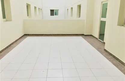سكن عمال - استوديو - 8 حمامات للبيع في جبل علي - دبي