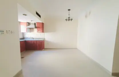 Apartment - Studio - 1 Bathroom for rent in Fire Station Road - Muwaileh - Sharjah