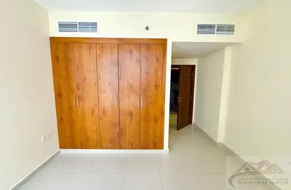 Apartment - 1 Bedroom - 2 Bathrooms for rent in Muwaileh 29 Building - Muwaileh - Sharjah