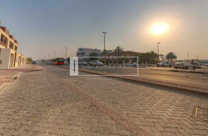 Villa - Studio - 5 Bathrooms for rent in Jumeirah 1 Villas - Jumeirah 1 - Jumeirah - Dubai