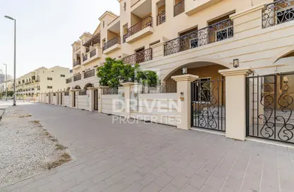 Villa - 4 Bedrooms - 6 Bathrooms for sale in Iris Park - Jumeirah Village Circle - Dubai