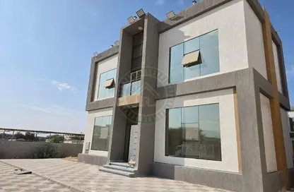 Duplex - 4 Bedrooms - 5 Bathrooms for rent in Al Qusaidat - Ras Al Khaimah