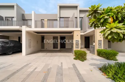 Townhouse - 3 Bedrooms - 4 Bathrooms for rent in Elan - Tilal Al Ghaf - Dubai