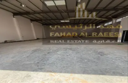 مستودع - استوديو - 1 حمام للايجار في أم الثعوب - أم القيوين