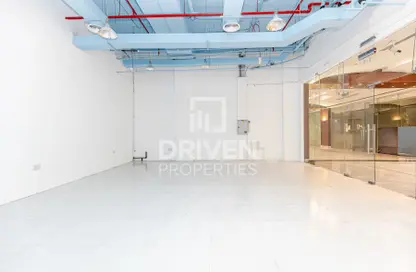 Retail - Studio for rent in European Business Park - Dubai Investment Park - Dubai