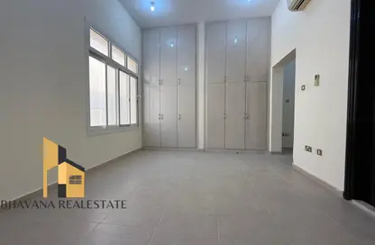 Apartment - Studio - 1 Bathroom for rent in Khalifa City A Villas - Khalifa City A - Khalifa City - Abu Dhabi