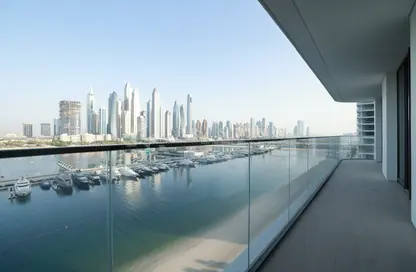 Apartment - 2 Bedrooms - 2 Bathrooms for rent in Palace Beach Residence - EMAAR Beachfront - Dubai Harbour - Dubai