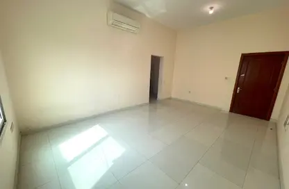 شقة - 1 حمام للايجار في منطقة بين الجسرين - أبوظبي