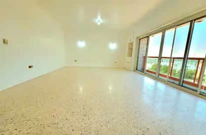 Apartment - 3 Bedrooms - 3 Bathrooms for rent in Airport Road - Abu Dhabi