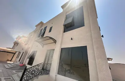 Villa - 4 Bedrooms - 6 Bathrooms for rent in Hoshi 1 - Hoshi - Al Badie - Sharjah