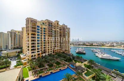Apartment - 2 Bedrooms - 2 Bathrooms for rent in Marina Residences 6 - Marina Residences - Palm Jumeirah - Dubai