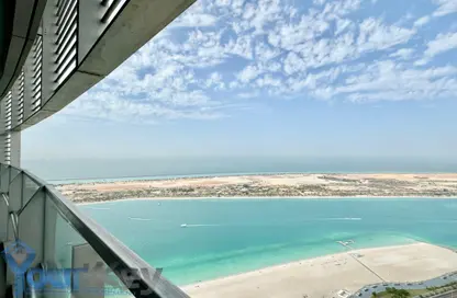 Apartment - 4 Bedrooms - 5 Bathrooms for rent in Landmark Tower - Corniche Road - Abu Dhabi