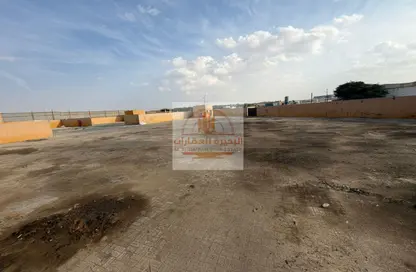 أرض - استوديو للايجار في الصجعة الصناعية - آلصجعه - الشارقة