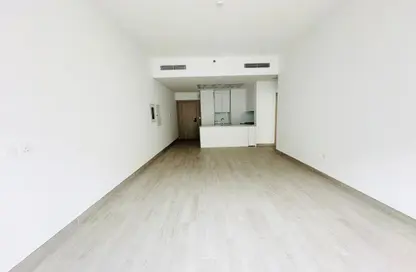 شقة - غرفة نوم - 1 حمام للايجار في لوما 22 - الضاحية 10 - قرية جميرا الدائرية - دبي