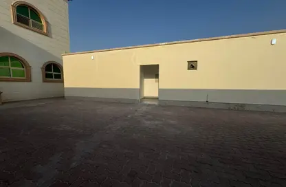 شقة - غرفة نوم - 1 حمام للايجار في مدينة الرياض - أبوظبي