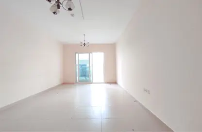 Empty Room image for: Apartment - 1 Bedroom - 2 Bathrooms for rent in SG Muwaileh Building - Muwaileh - Sharjah, Image 1