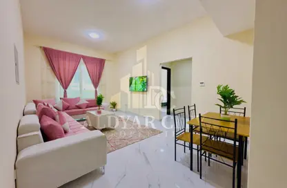 شقة - غرفة نوم - 2 حمامات للايجار في مساكن كورنيش عجمان - طريق كورنيش عجمان - عجمان