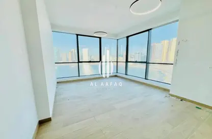 شقة - 2 غرف نوم - 3 حمامات للايجار في الممزر - الشارقة - الشارقة